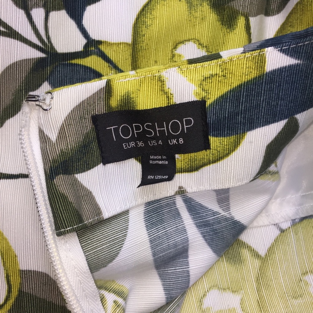 Topshop 🍋 Lemon Print Skort 🍋 - Picture 3 of 5